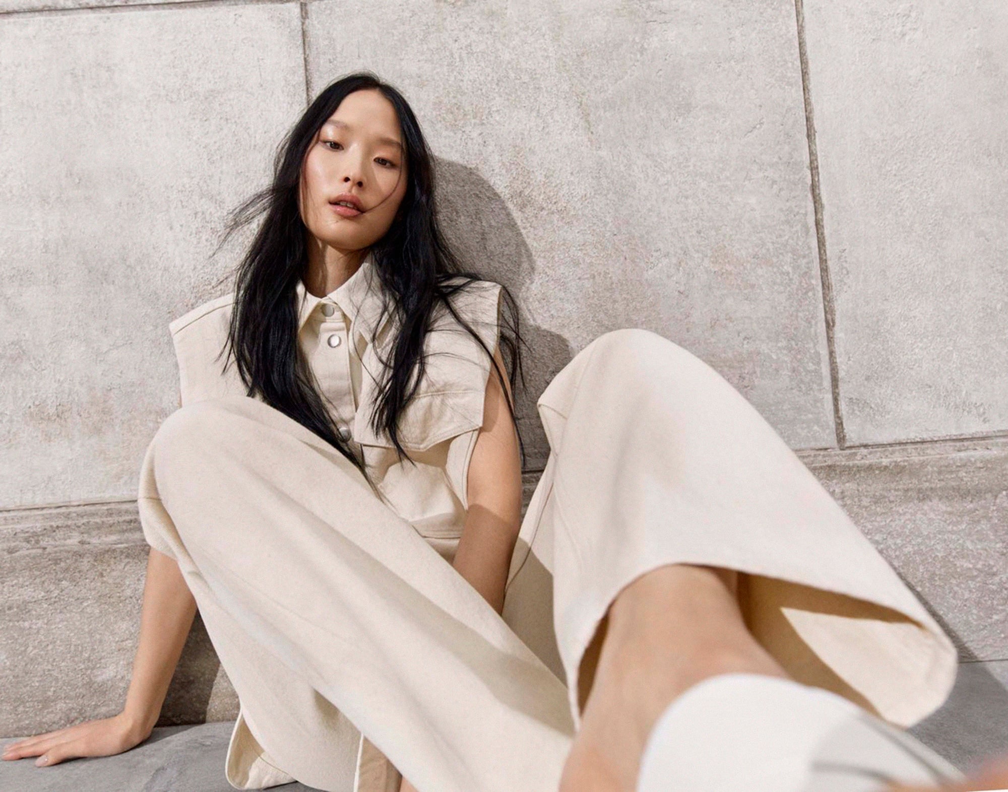 HM Womenswear Lookbooks – Set Design Across Seasons